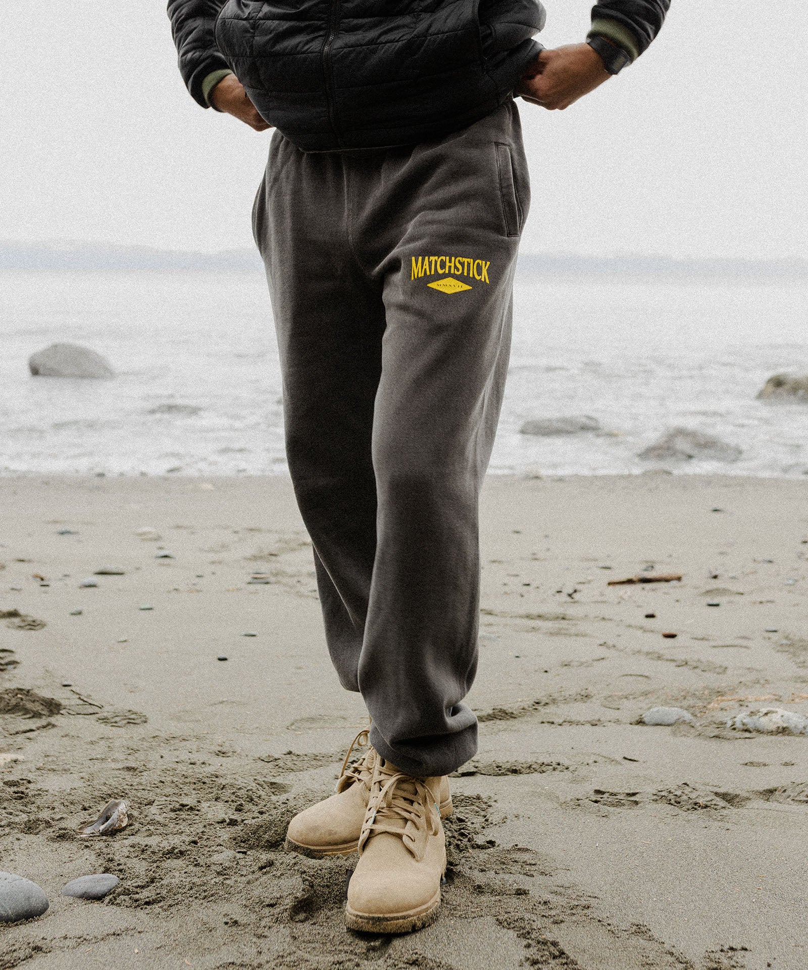 Classic_sweatpants_Vintage-Black-01.jpg
