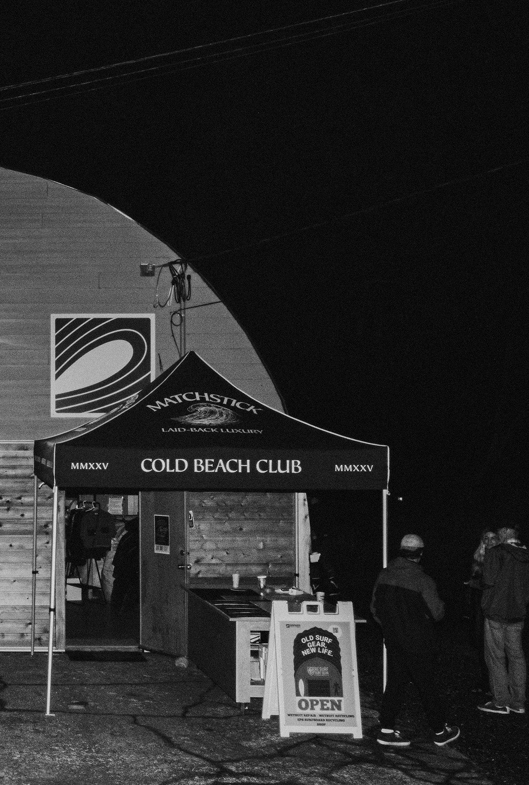 Surfrider-Banner-09-Mobile_ff442b4f-dd3f-4574-9b56-21abed4c2f91.jpg
